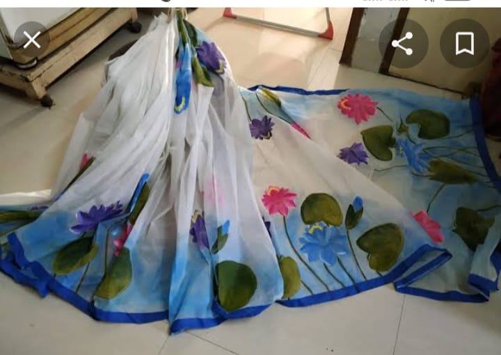 হাফসিল্ক শাড়ীতে হ্যান্ডপ্রিন্ট তুলির কাজ করা