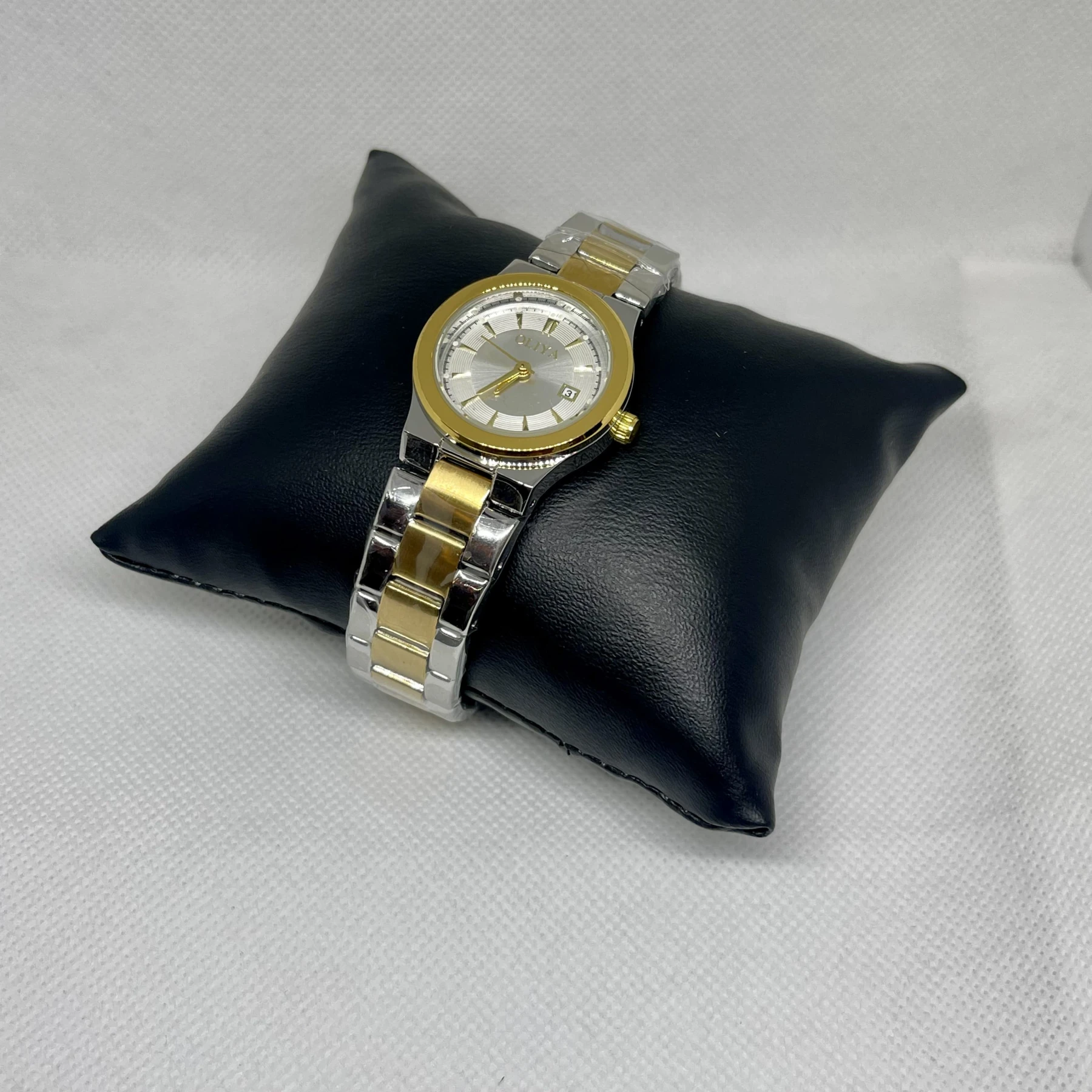 Couple OLIYA Luxury Trendy Elegant Design Watch