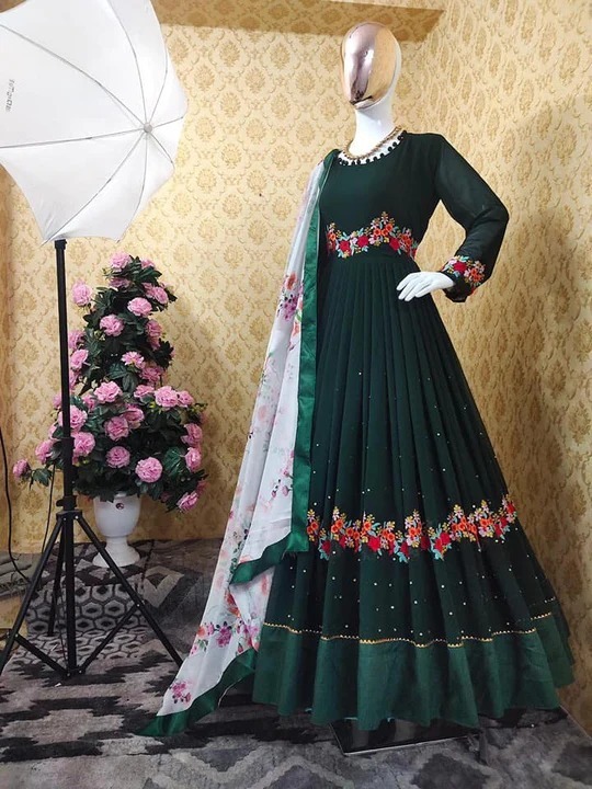 রেডিমেড জর্জেট এমব্রয়ডারি পার্টি ড্রেস