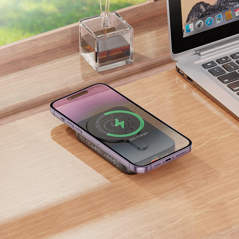 Hoco J117A 10000mAh 20W Magnetic Wireless Power Bank
