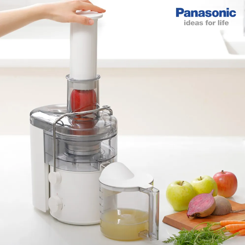 Panasonic MJ CB100 2.0 L Large-Capacity Juicer for Fresh, Smooth Juicing