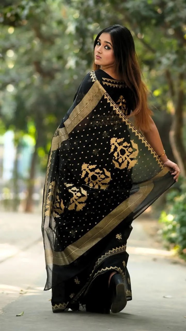 Semi Moslin Sharee with Blouse Piece