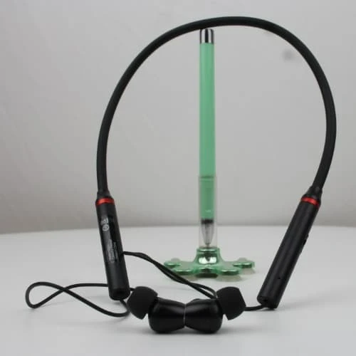 Neck-mounted Bluetooth earphone HB 200
