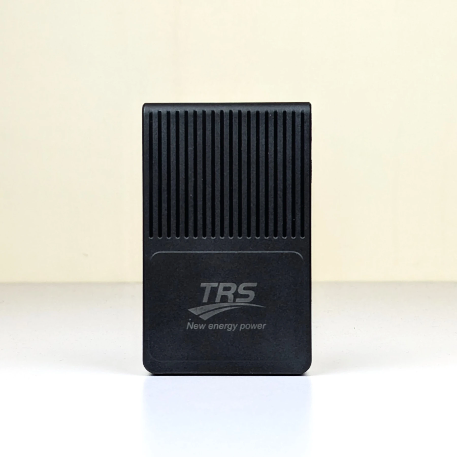 Mini UPS 5V-9V-12V 8800 mAh