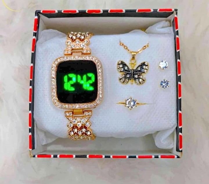 Women Watch Combo